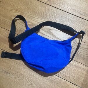 Baggu small crescent bag- never used!